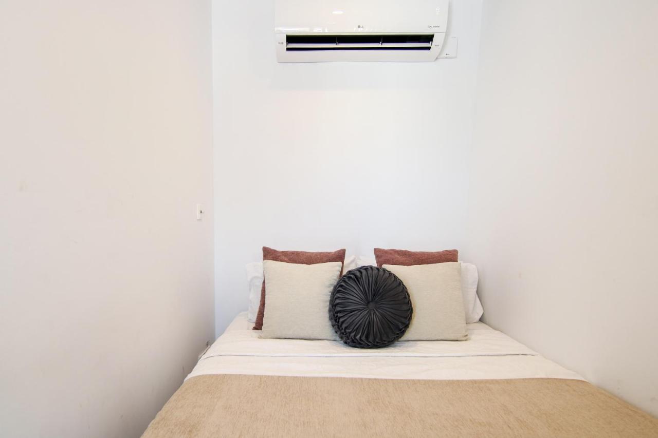 Phaedrus Living - Seaside Luxury Flat Harbour 109 Apartment Paphos Bagian luar foto