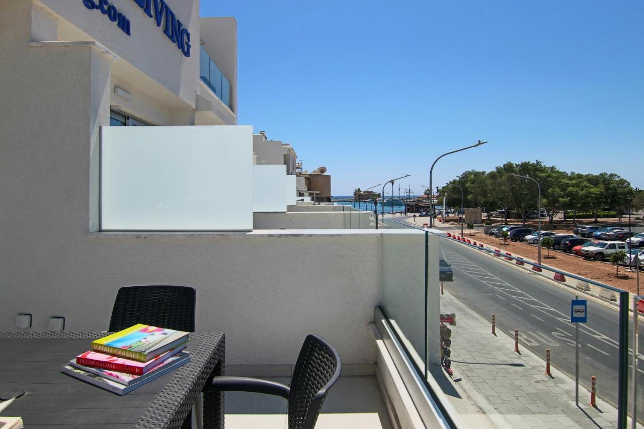 Phaedrus Living - Seaside Luxury Flat Harbour 109 Apartment Paphos Bagian luar foto